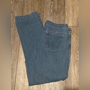 Basic Editions Women's Straight Leg Blue Jeans - 18